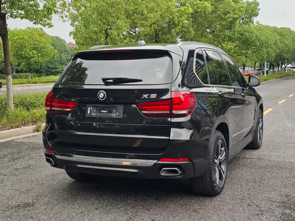 BMW X5 (Import) — фото 22