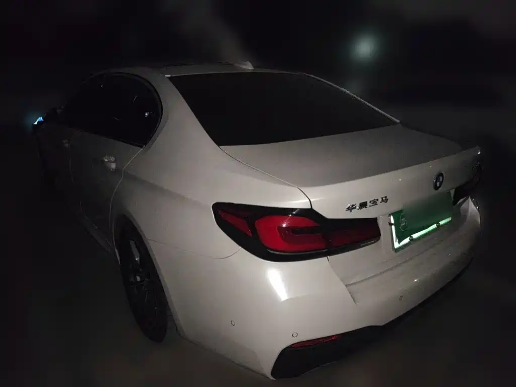 BMW 5 Series New Energy — фото 4
