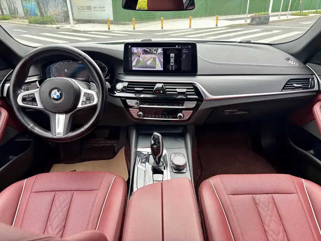 BMW 5 Series — фото 5