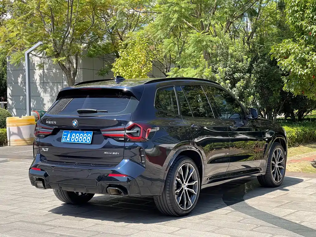 BMW X3 — фото 9
