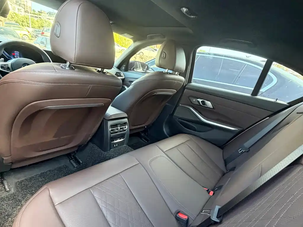 BMW 3 Series — фото 13