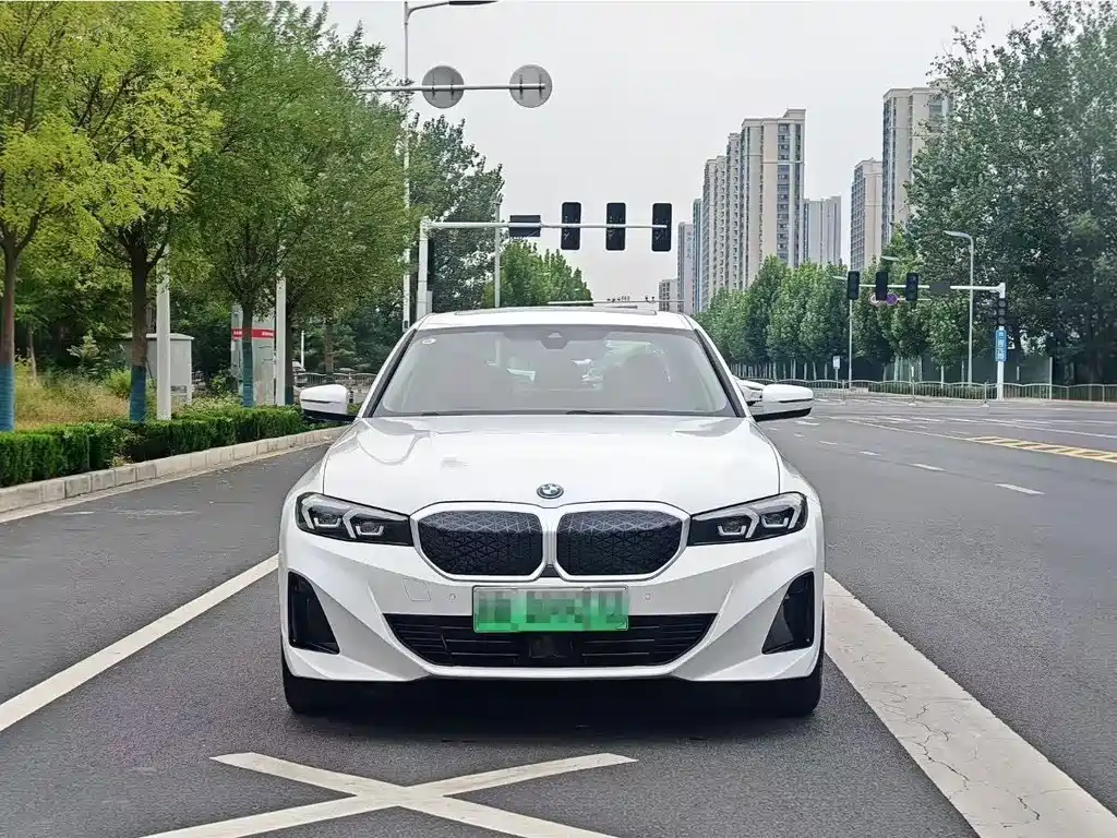 BMW i3 — фото 2