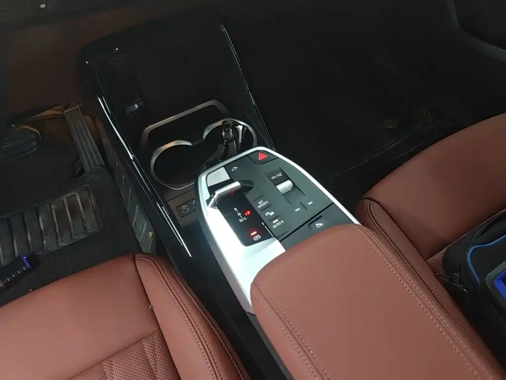 BMW X1 — фото 14
