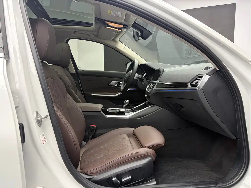 BMW 3 Series — фото 15