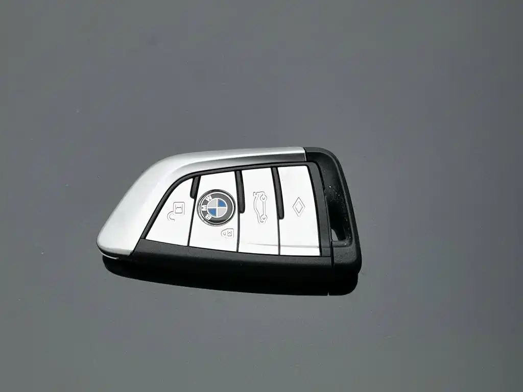 BMW 5 Series (Import) — фото 19