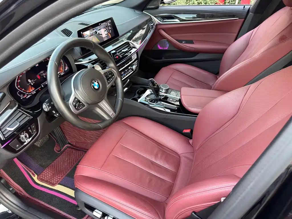 BMW 5 Series — фото 11