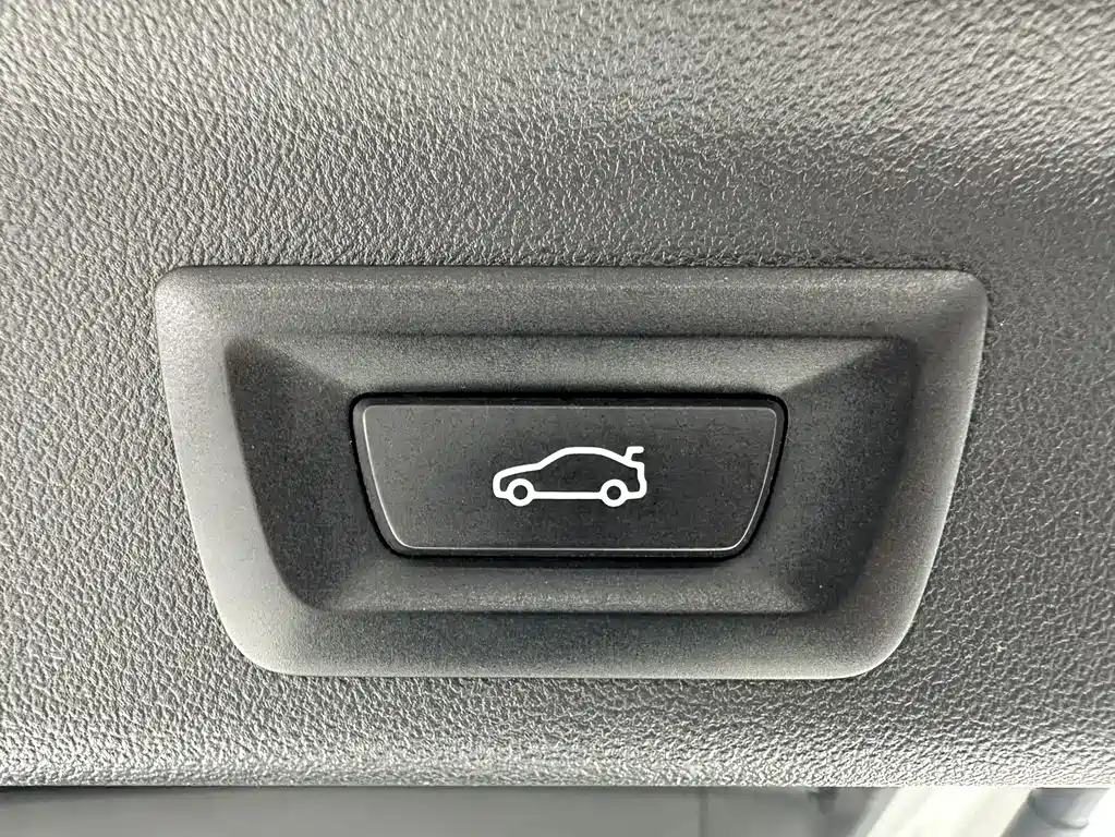 BMW X1 — фото 15