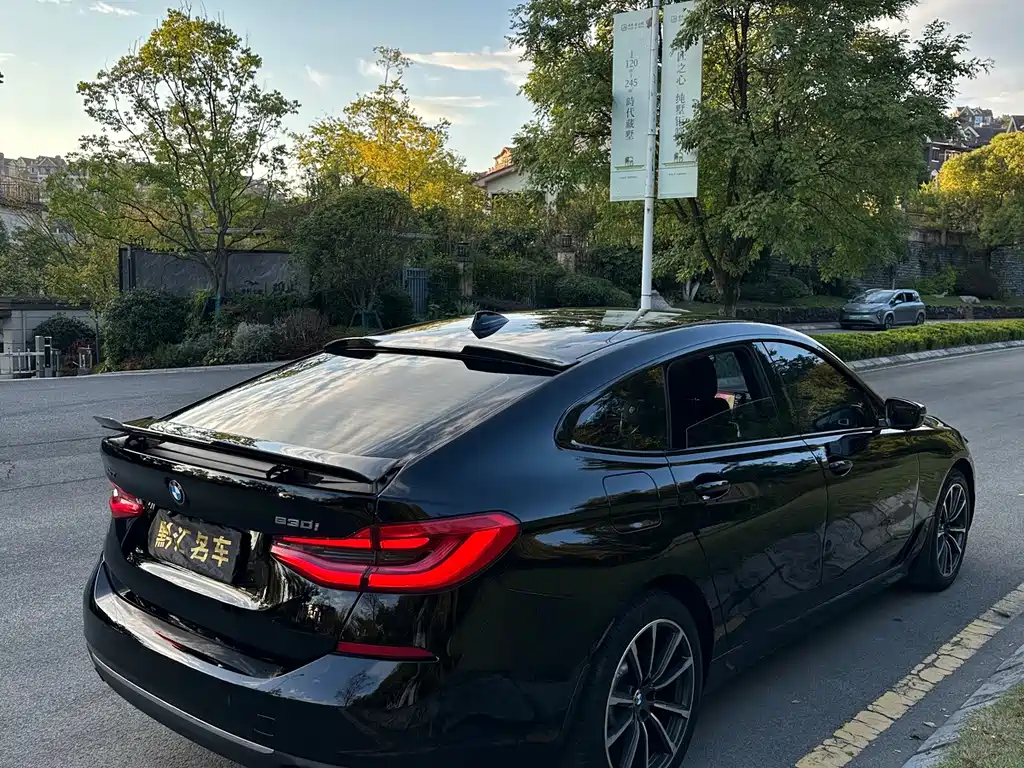 BMW 6 Series GT — фото 7