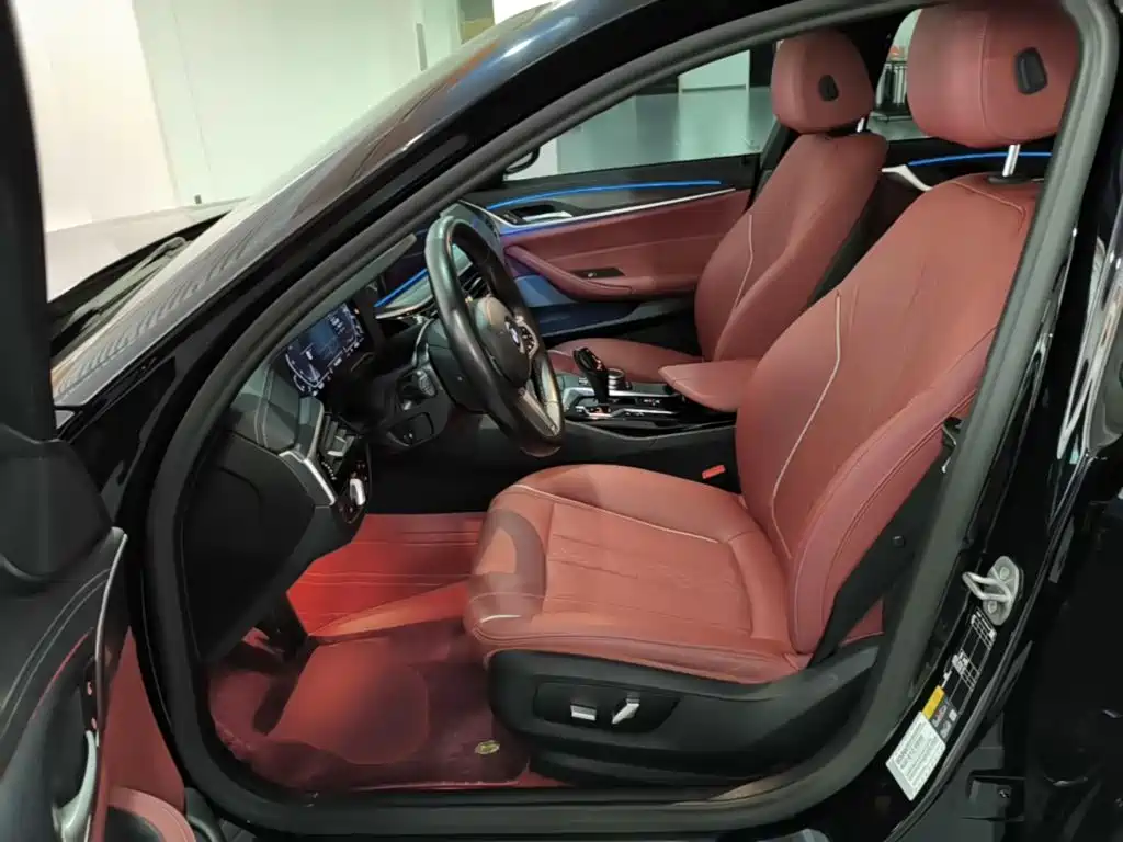 BMW 5 Series New Energy — фото 15