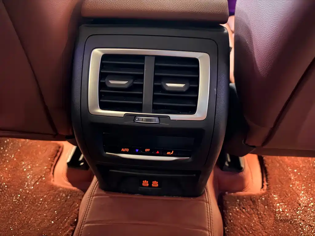 BMW X3 — фото 10
