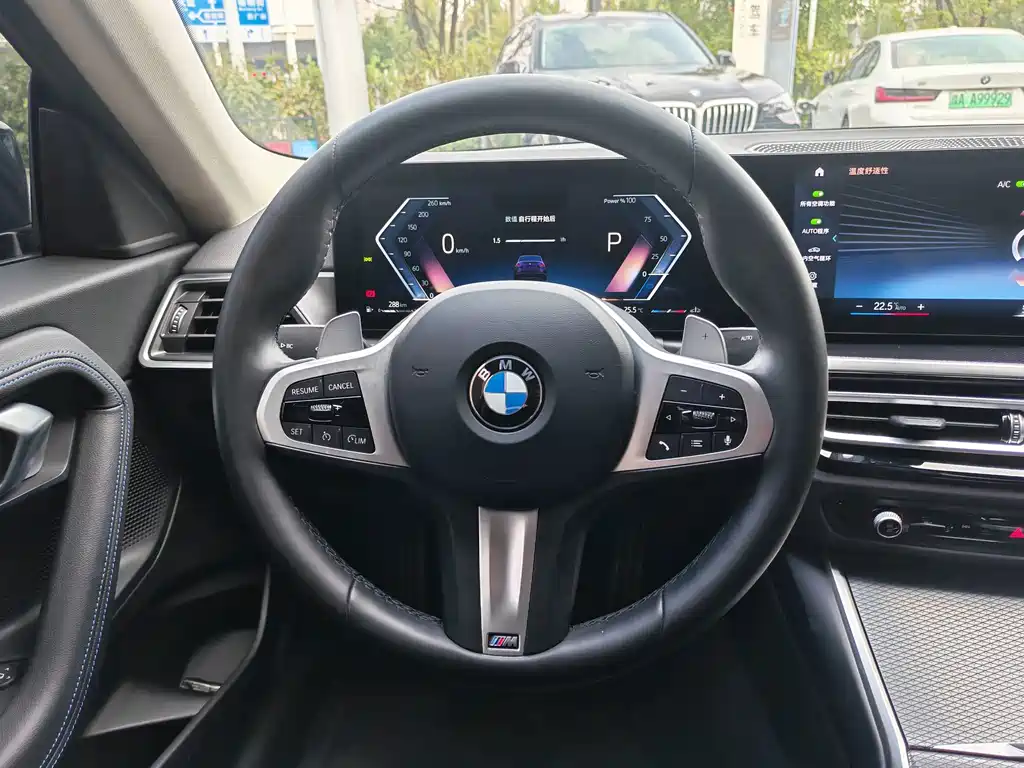 BMW M240i — фото 14