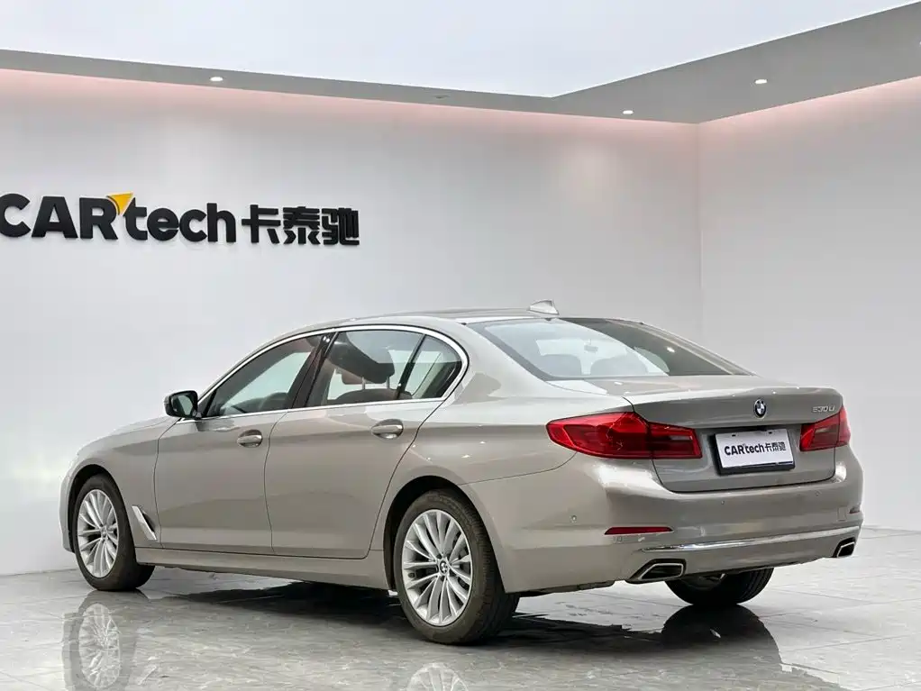BMW 5 Series — фото 3