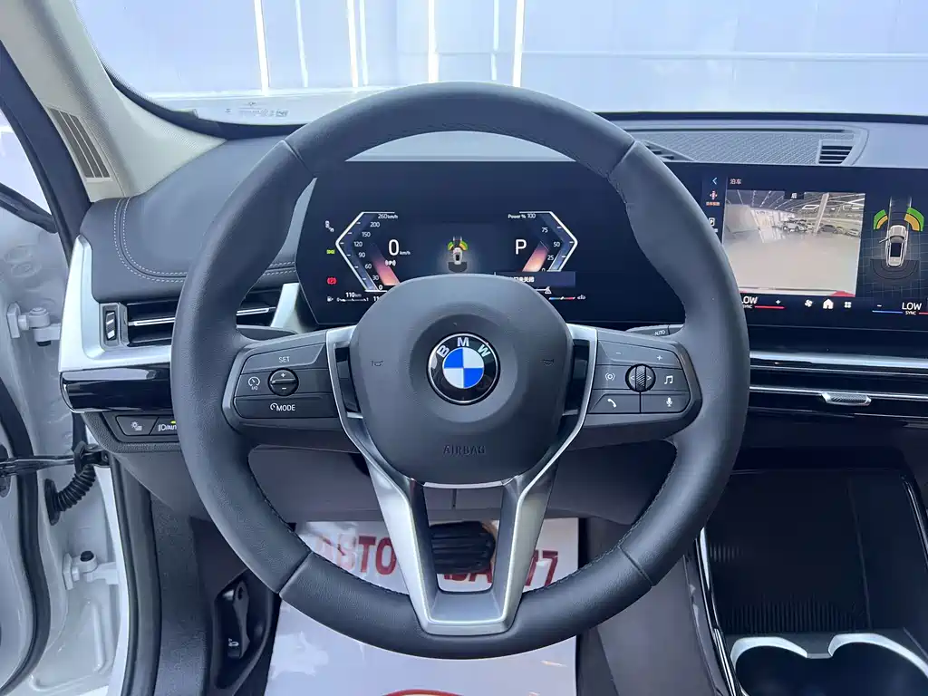 BMW X1 — фото 11