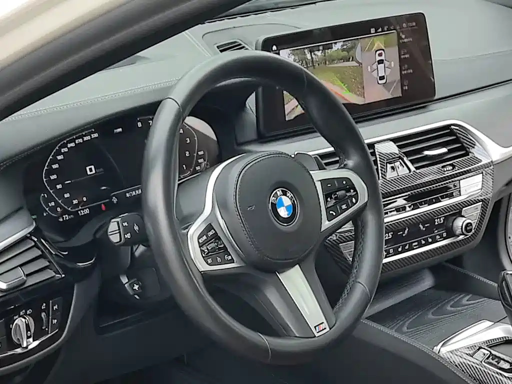 BMW 5 Series — фото 10