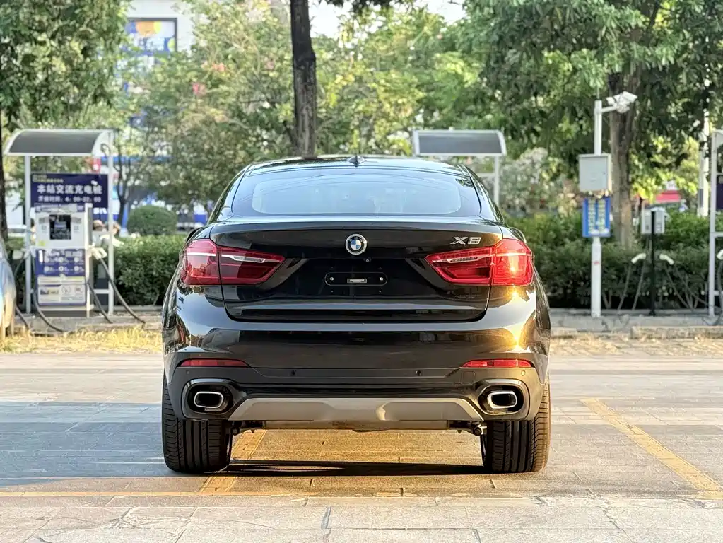 BMW X6 — фото 2