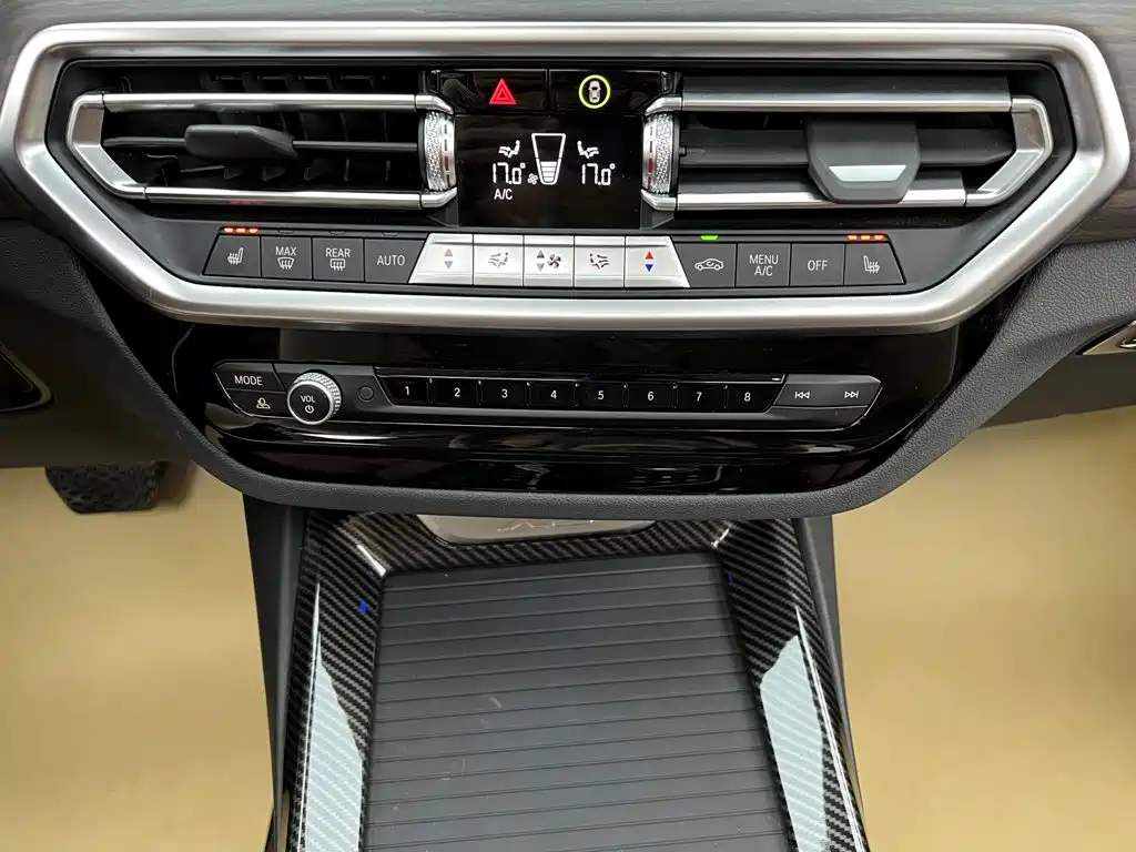 BMW X3 — фото 22