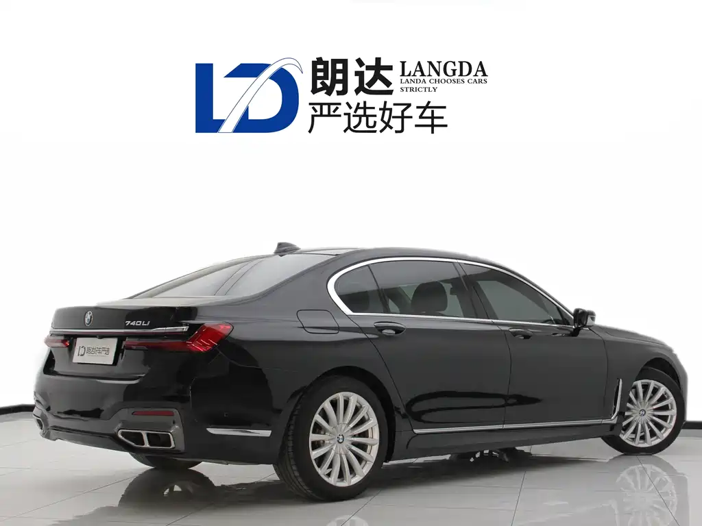 BMW 7 Series — фото 10