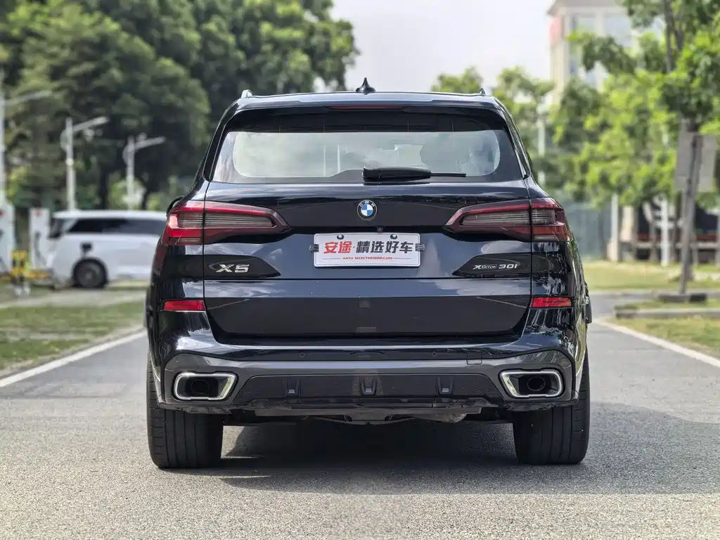BMW X5 (Import) — фото 4