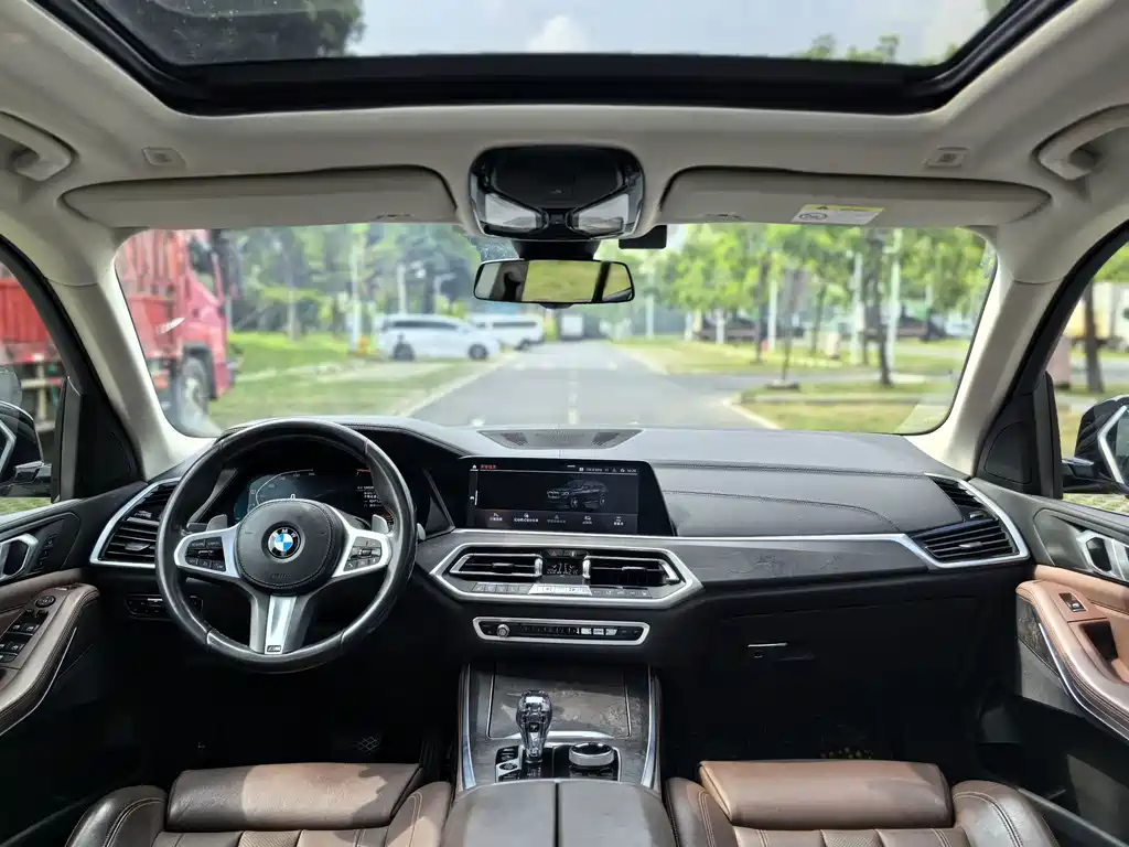BMW X5 (Import) — фото 9