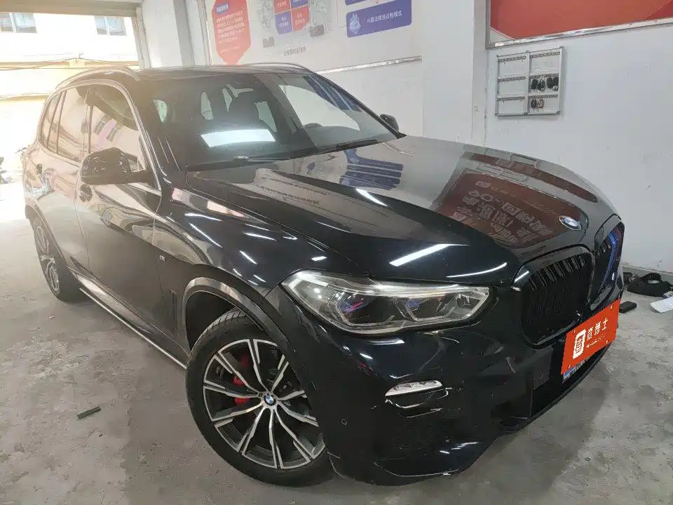 BMW X5 (Import) — фото 3