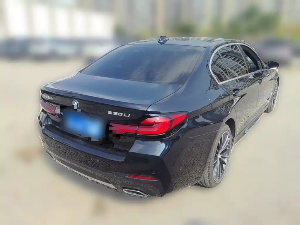 BMW 5 Series — фото 10