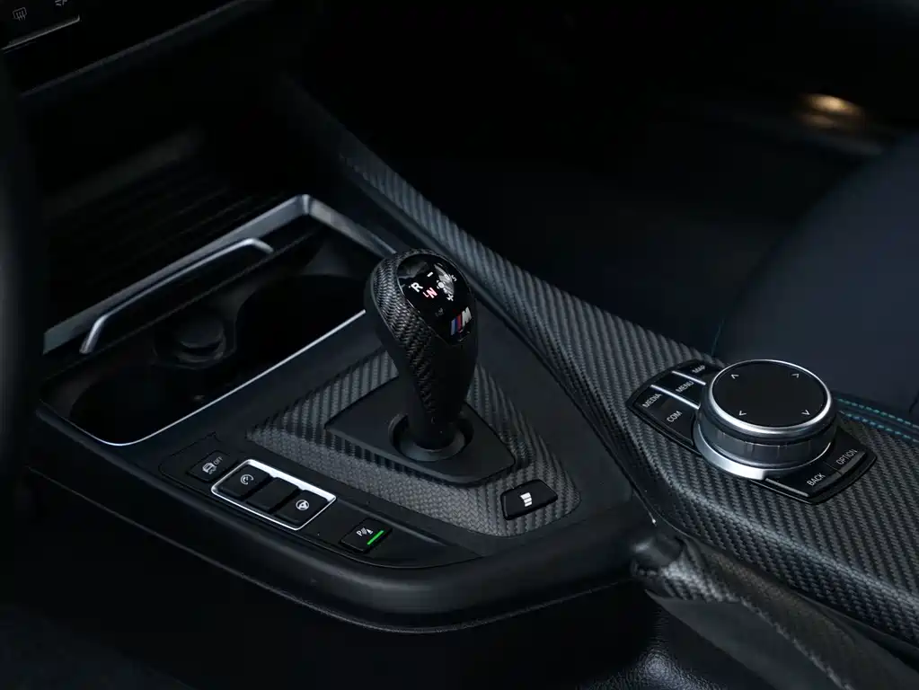 BMW M2 — фото 9