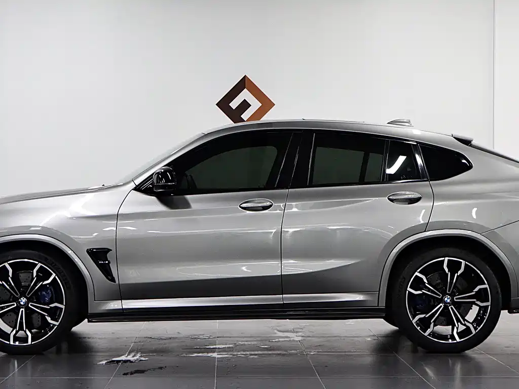 BMW X4 M — фото 7