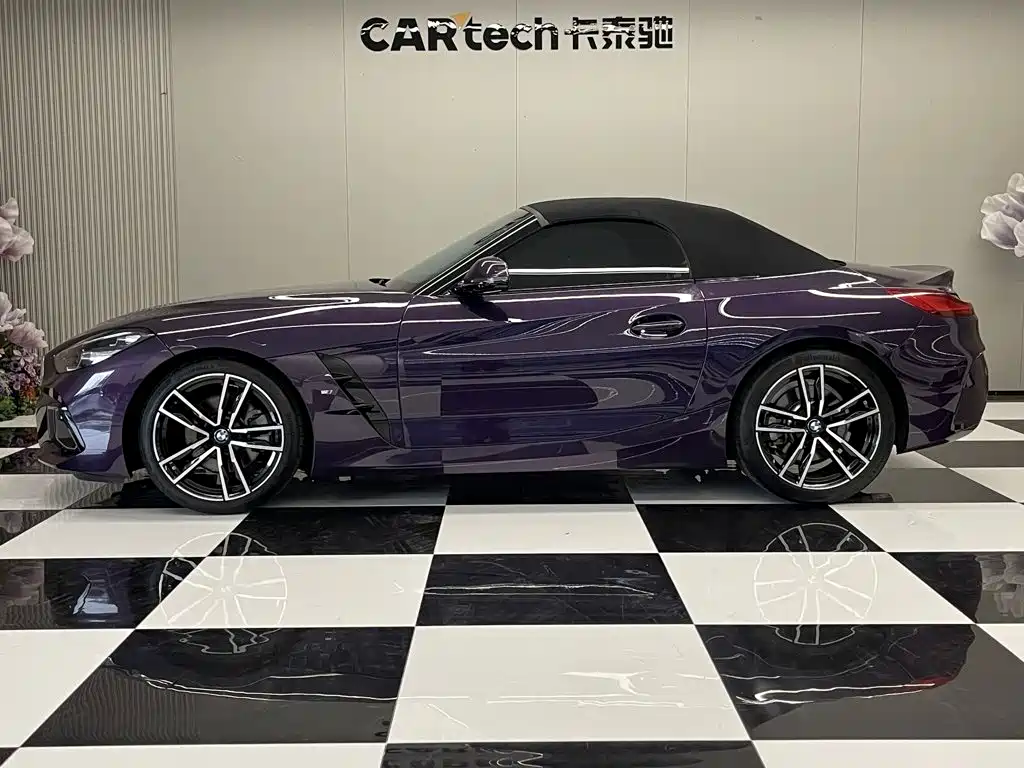 BMW Z4 — фото 8