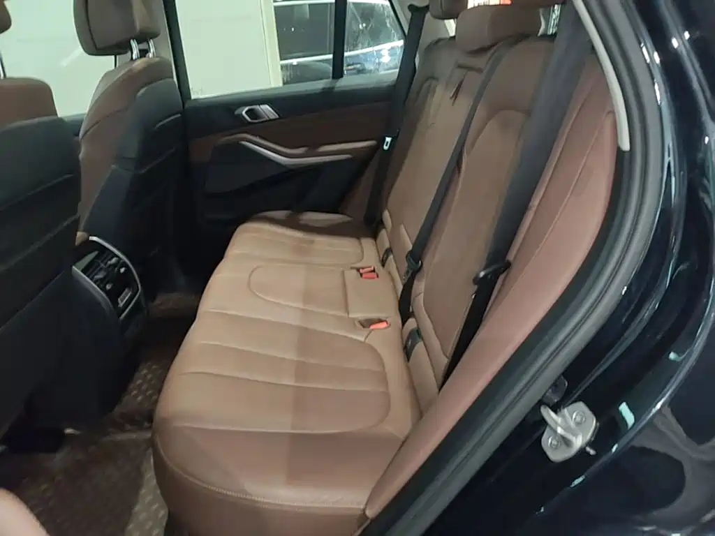 BMW X5 (Import) — фото 17