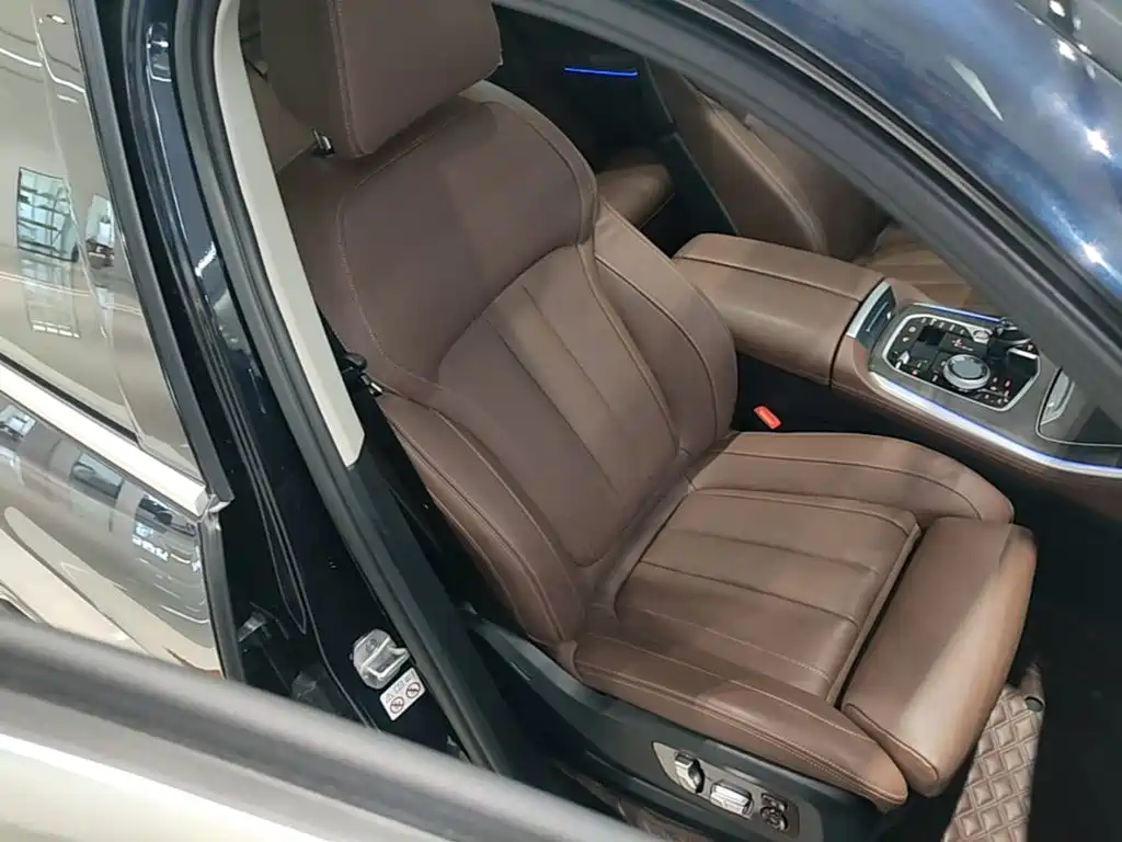 BMW X5 (Import) — фото 25