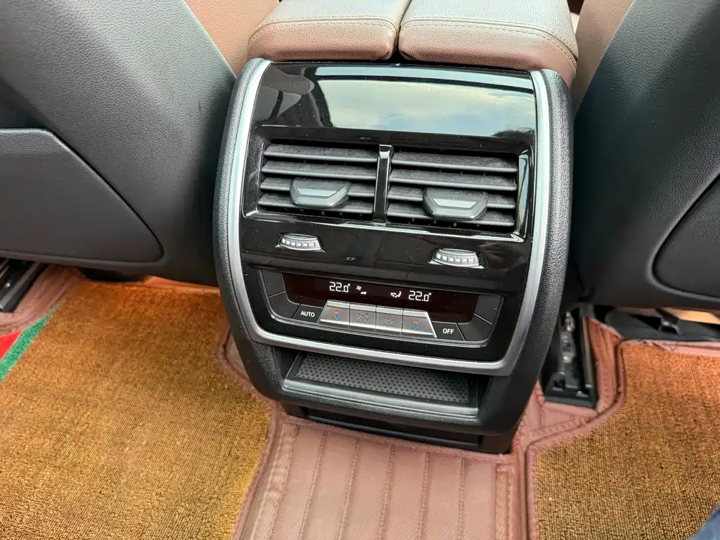 BMW X5 (Import) — фото 23