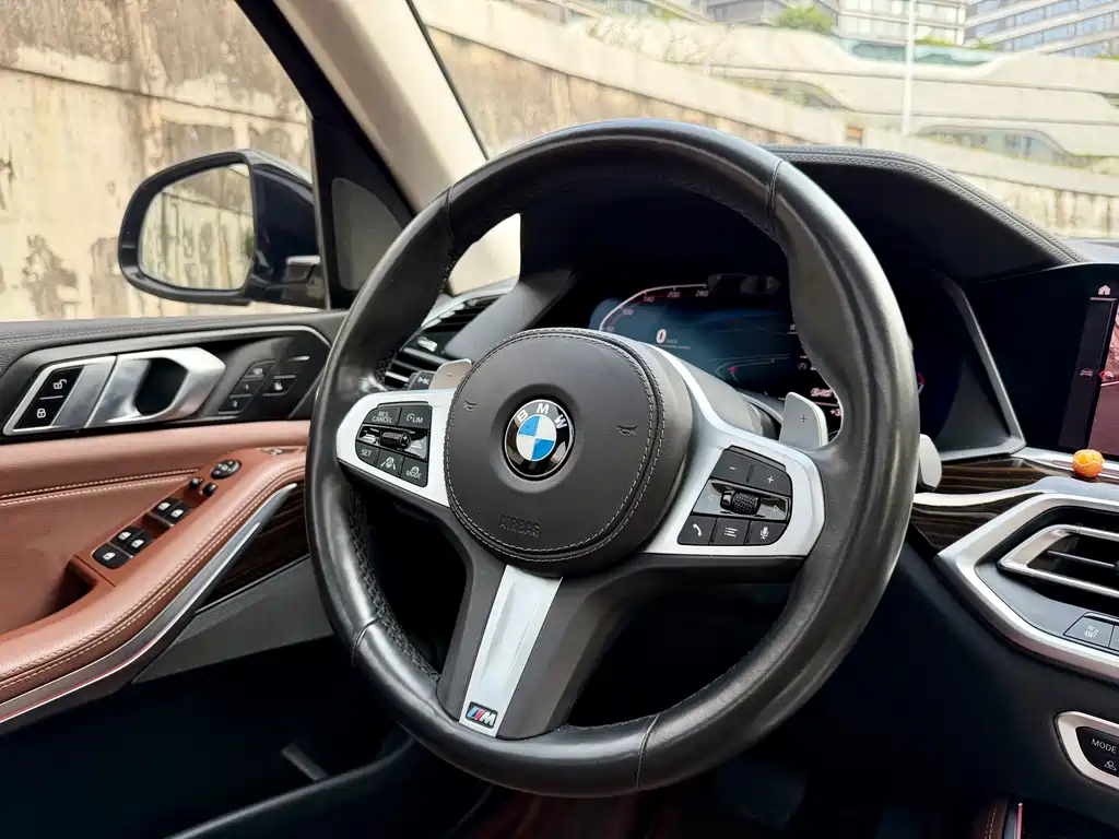 BMW X5 (Import) — фото 26