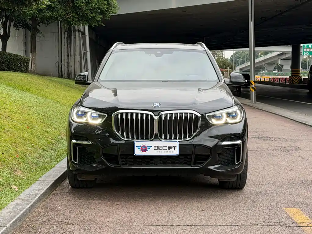 BMW X5 — фото 2