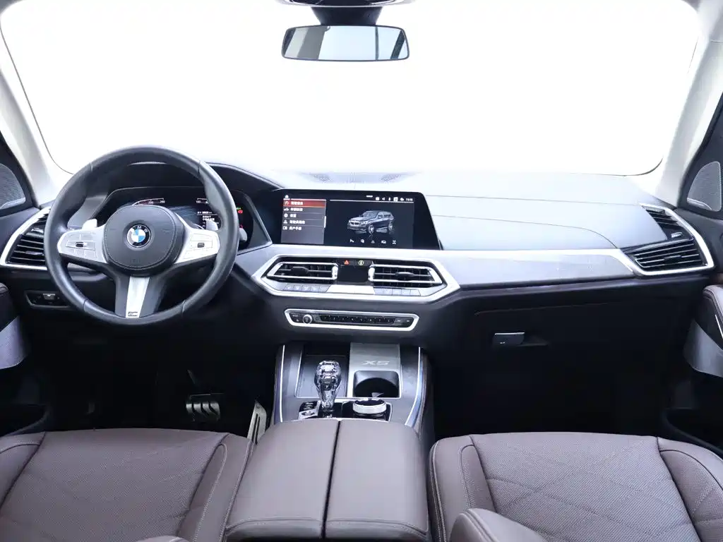 BMW X5 — фото 13