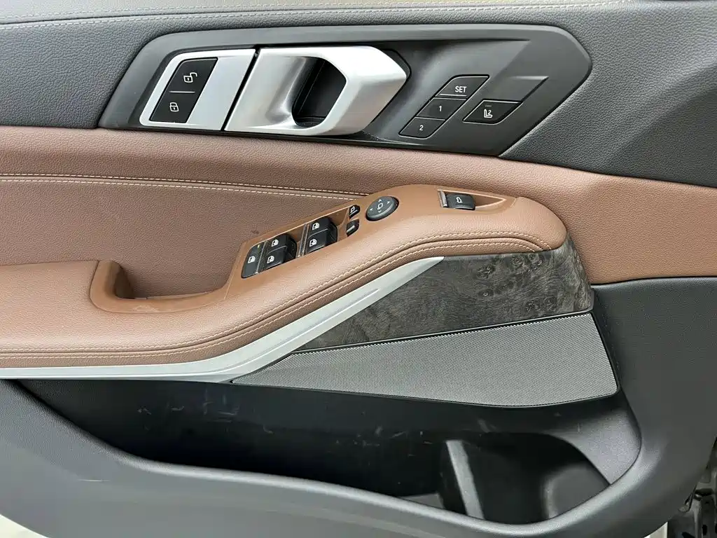 BMW X5 (Import) — фото 19