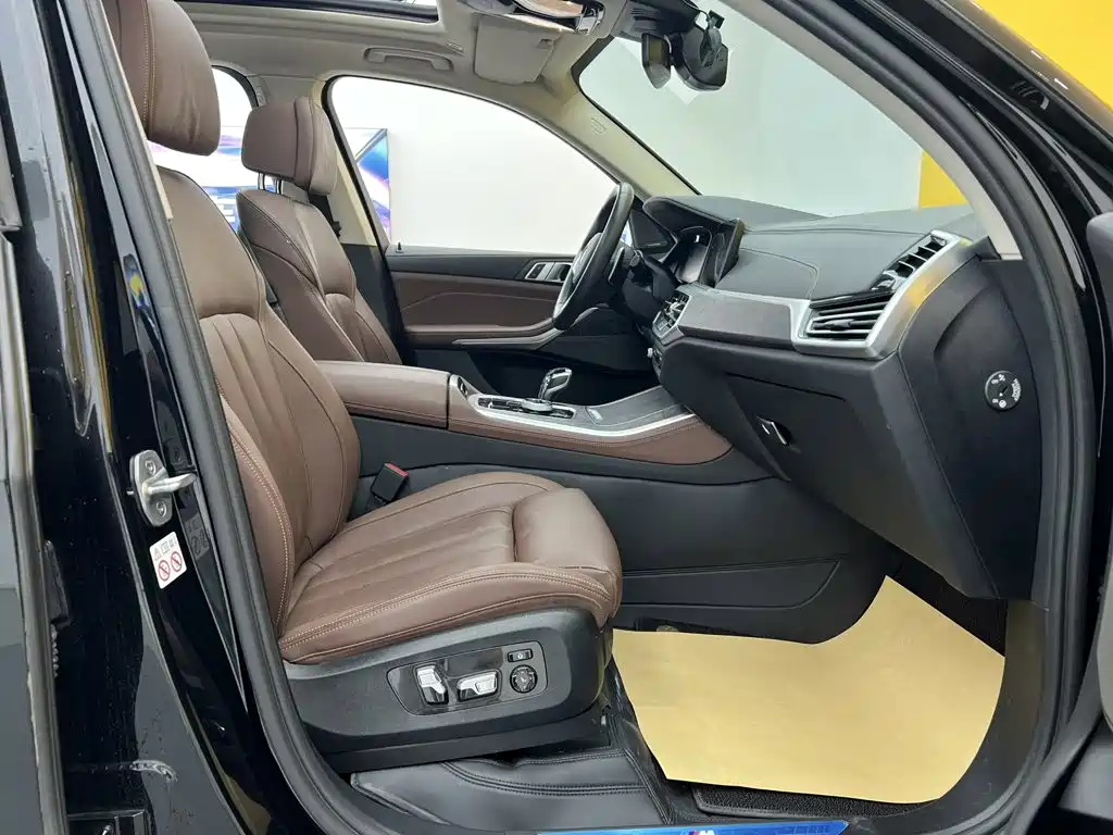 BMW X5 (Import) — фото 21