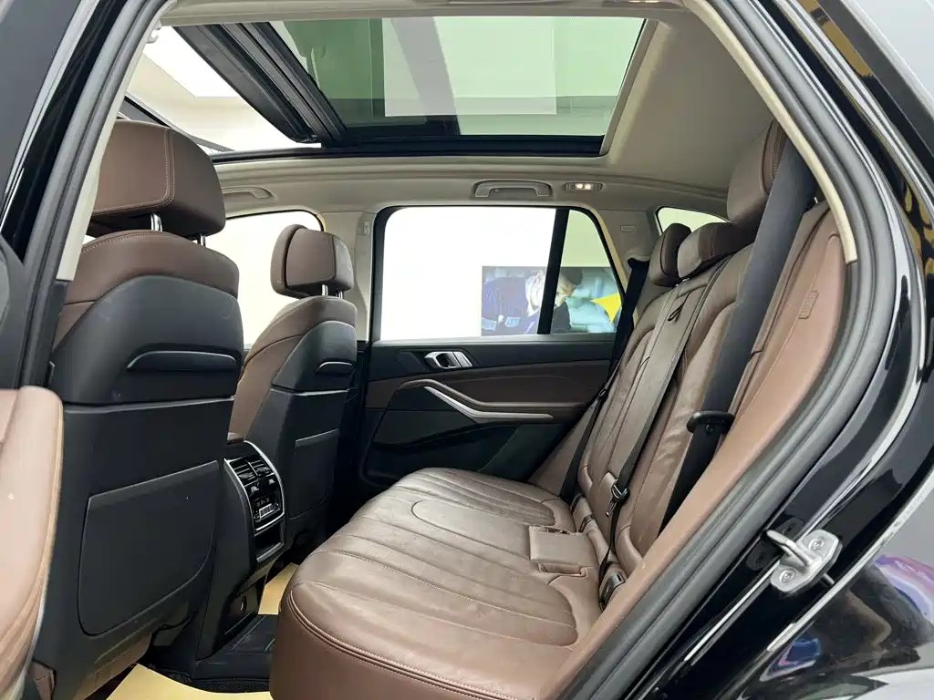 BMW X5 (Import) — фото 22