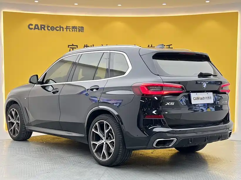 BMW X5 (Import) — фото 6