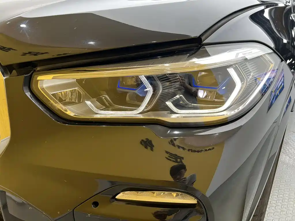 BMW X5 (Import) — фото 8