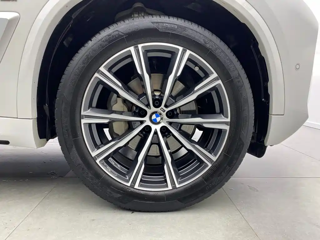 BMW X5 — фото 3