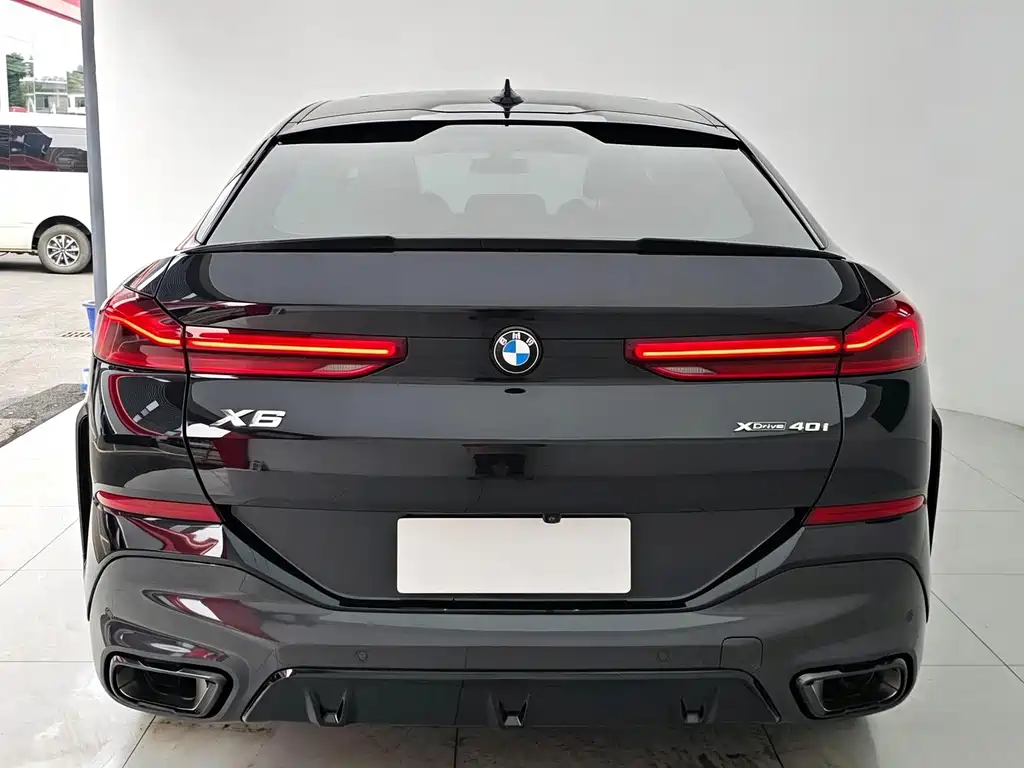BMW X6 — фото 18