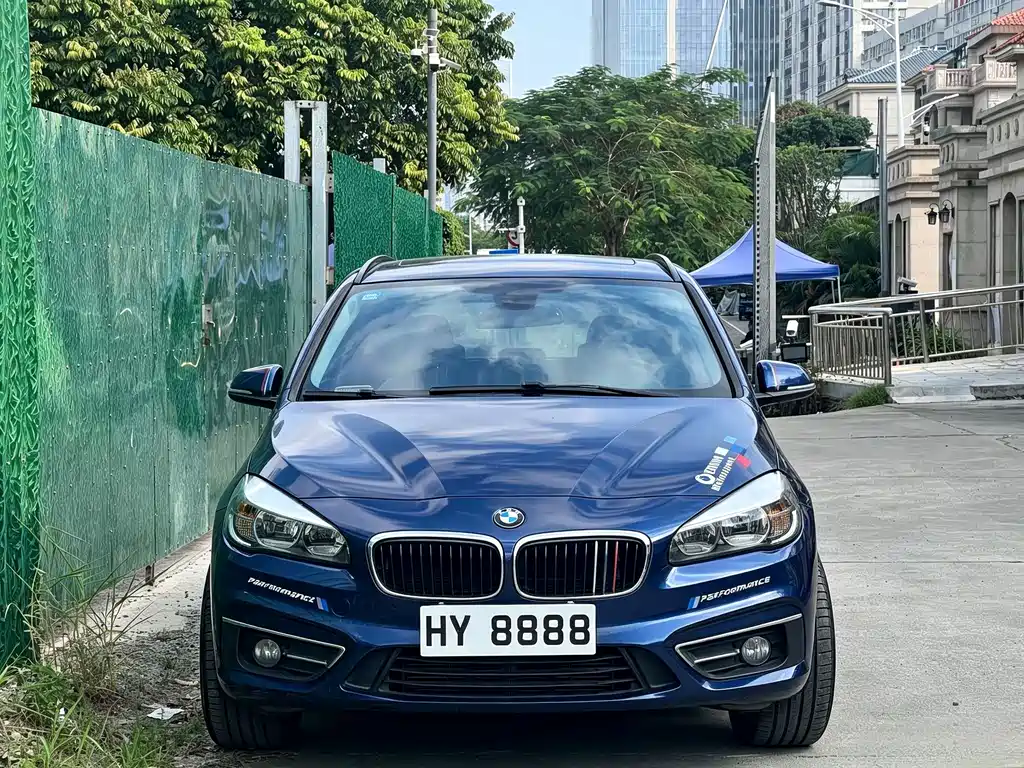 BMW 2 Series Active Tourer — фото 2