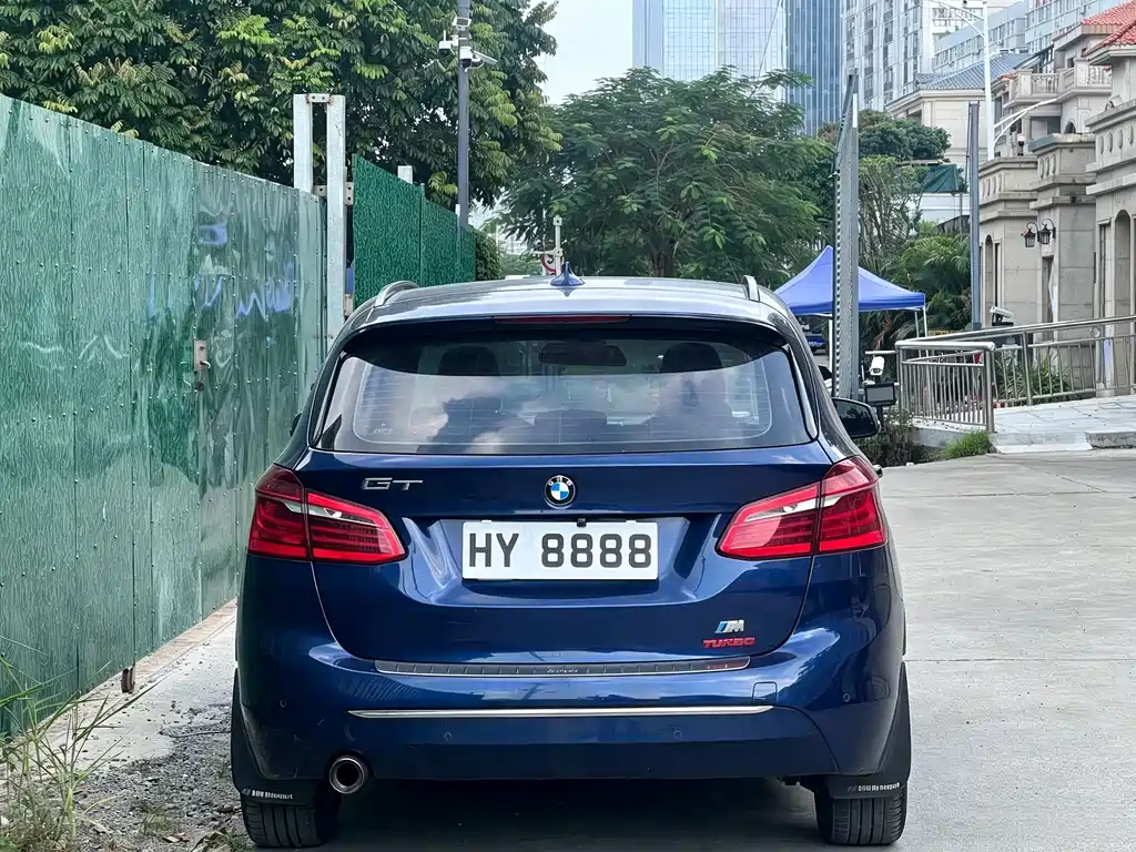 BMW 2 Series Active Tourer — фото 4