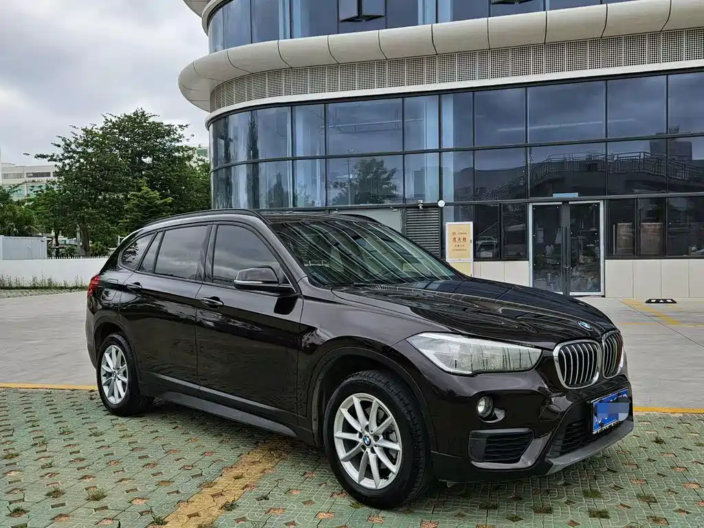BMW X1 — фото 3