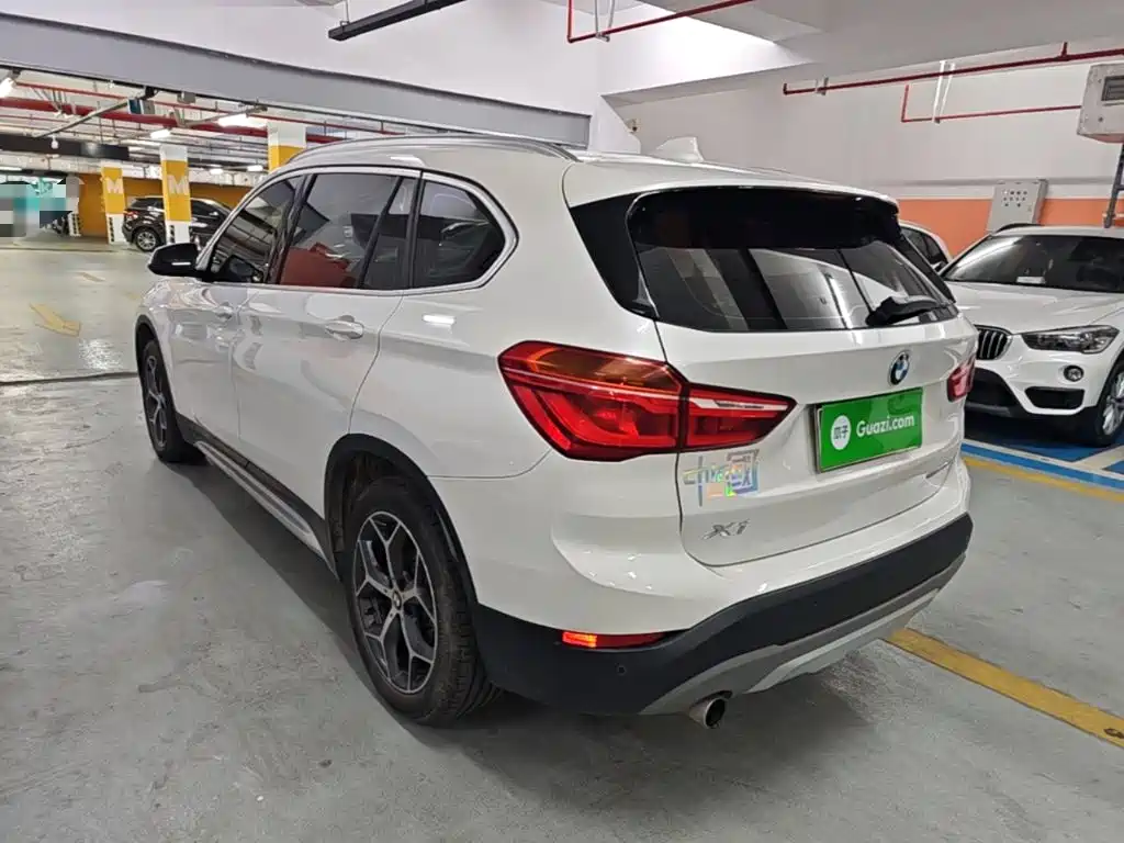 BMW X1 — фото 4