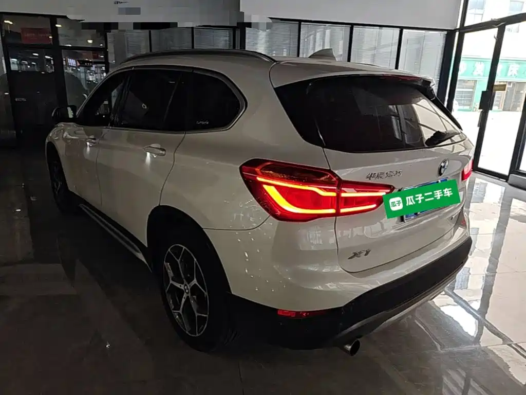BMW X1 — фото 23
