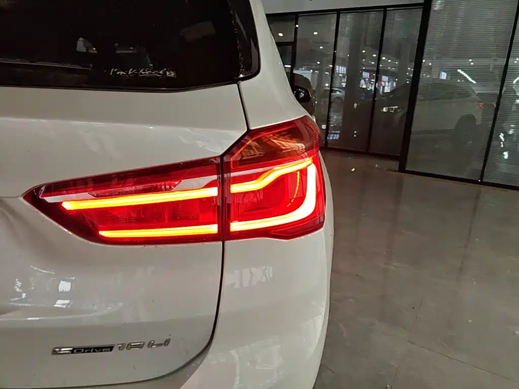 BMW X1 — фото 24