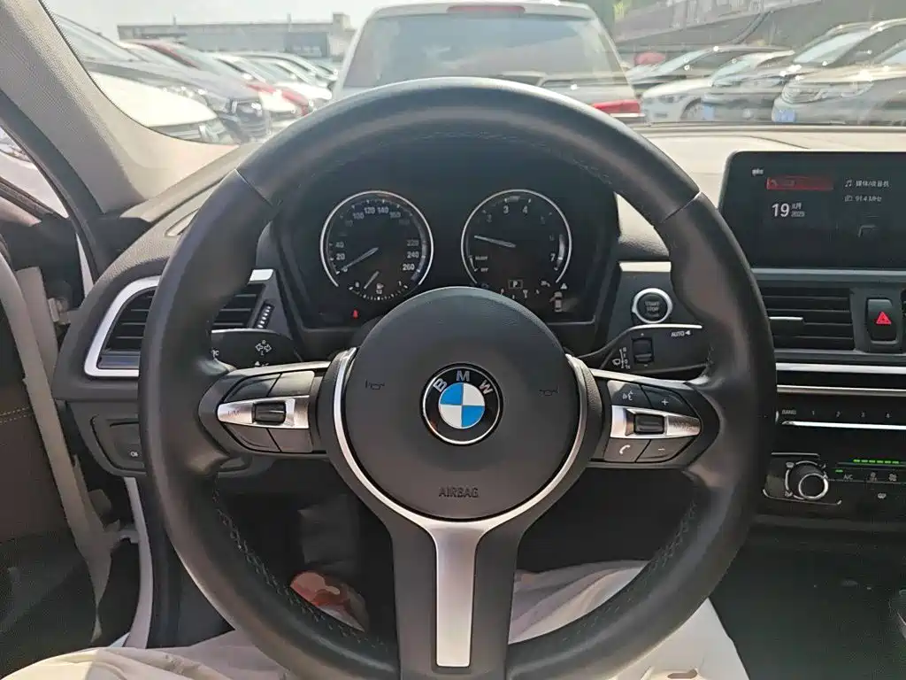 BMW 1 Series — фото 10