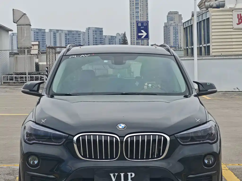 BMW X1 — фото 2