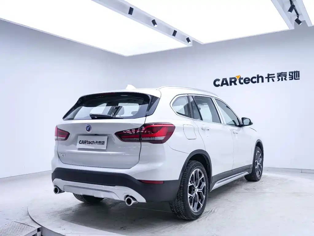 BMW X1 — фото 20